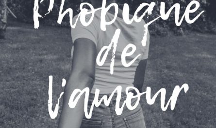 Plus qu'amoureuse, elle était aux anges. Mais elle n'a pas tardé à remettre les pieds sur terre , devenant carrément phobique de l'amour. Aujourd'hui pour elle, l'amour n'est qu'un mot absurde désignant un leurre qui dure le temps d’une fougue.